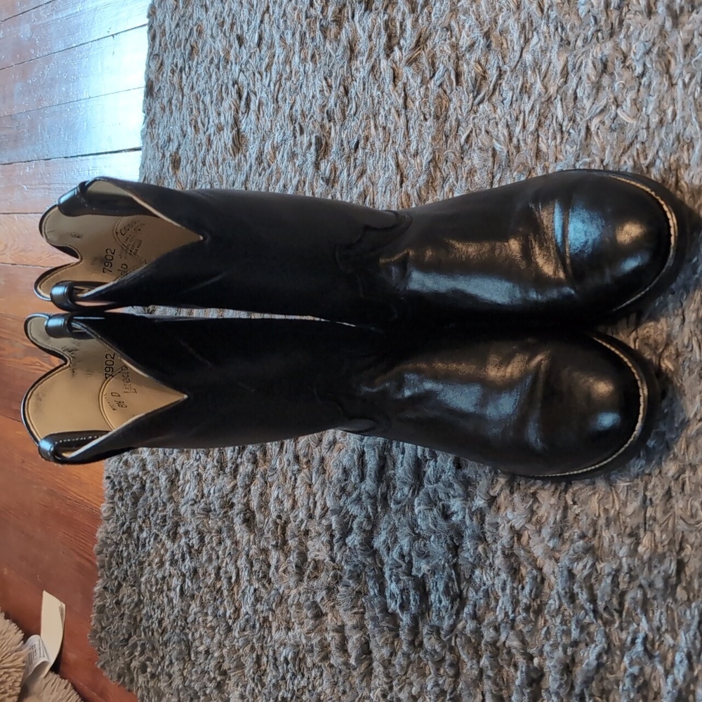 Larado Black Leather Cowboy Boots - Picture 2 of 8